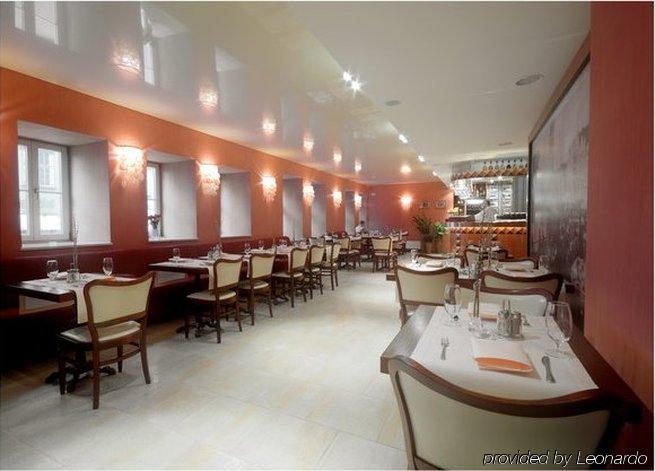 Wolne Old Town Hotelli 3*